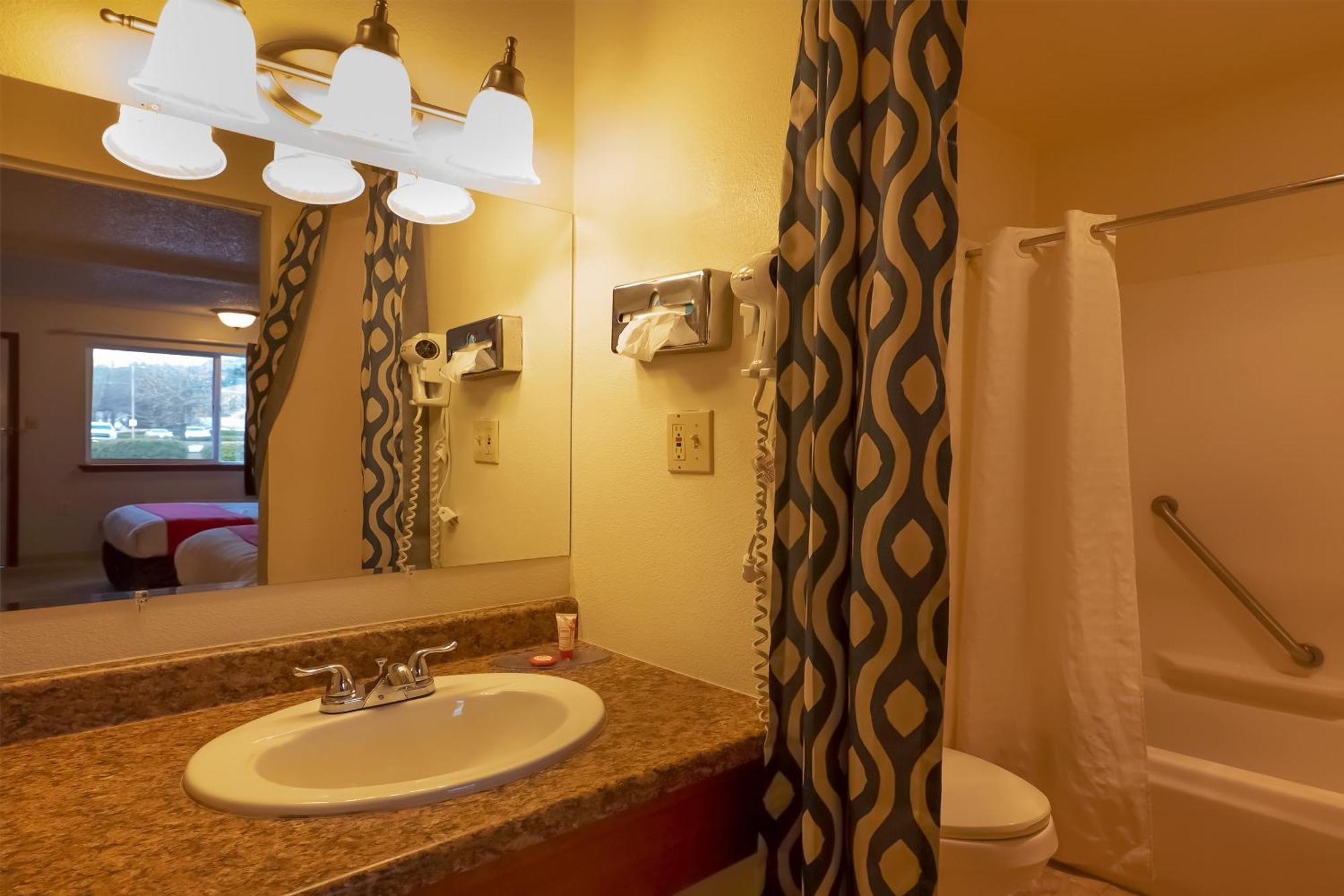 Oyo Hotel Chehalis I-5 South Экстерьер фото