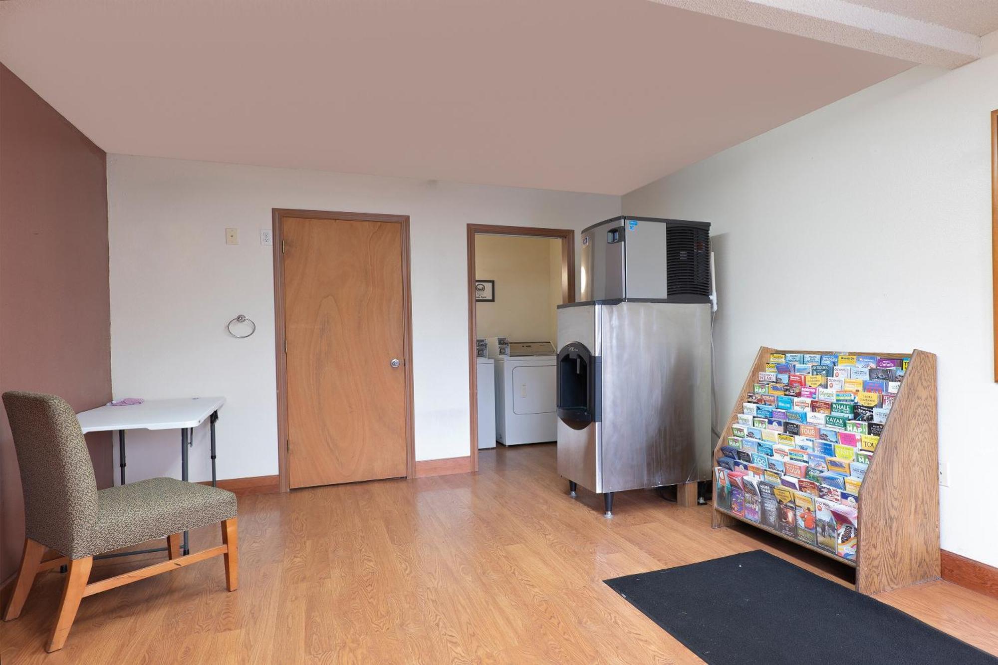 Oyo Hotel Chehalis I-5 South Экстерьер фото